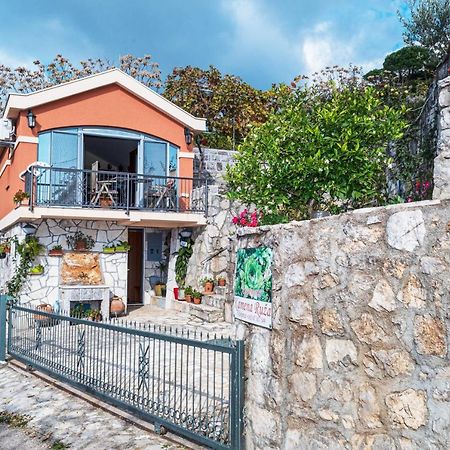 Apartmani Kamena Ruza بودفا المظهر الخارجي الصورة