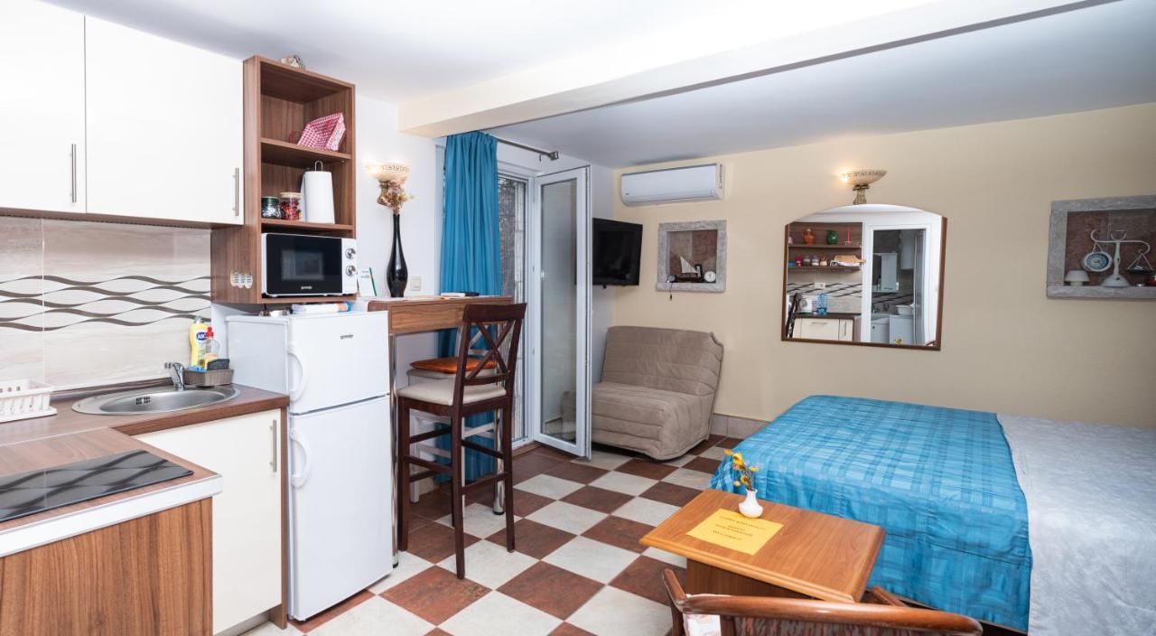 Apartmani Kamena Ruza بودفا المظهر الخارجي الصورة