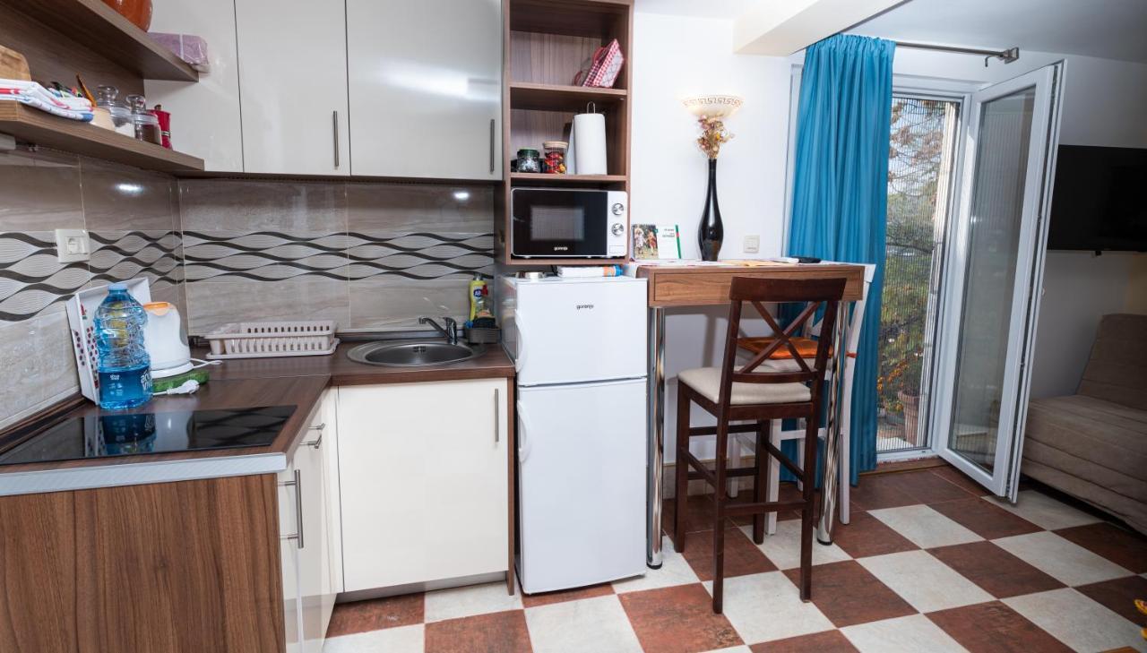 Apartmani Kamena Ruza بودفا المظهر الخارجي الصورة